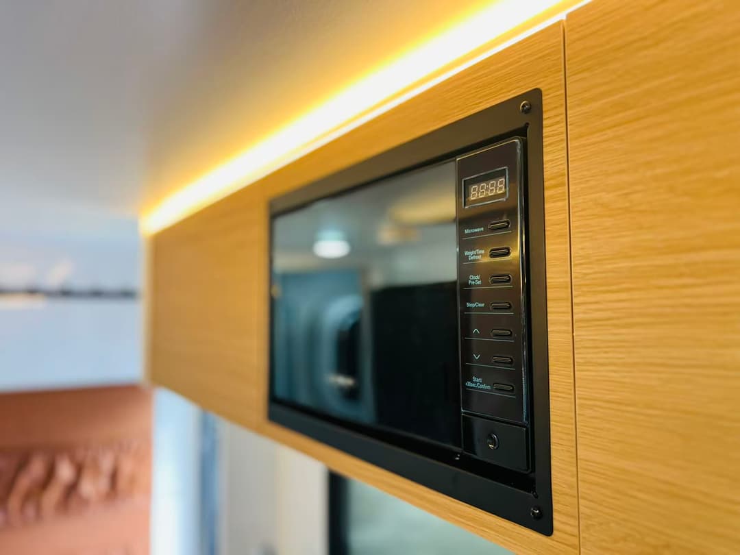 ELECTRICAL & POWER MANAGEMENT 8